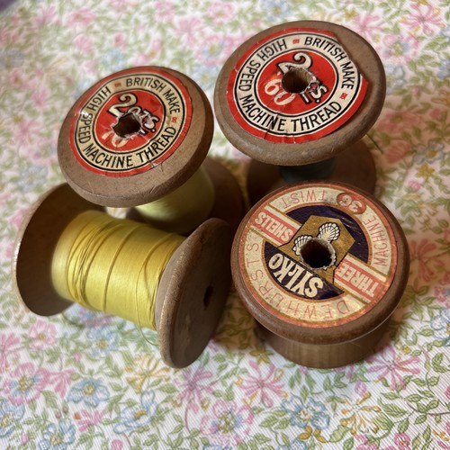 Wooden cotton reels genuine - wooden,