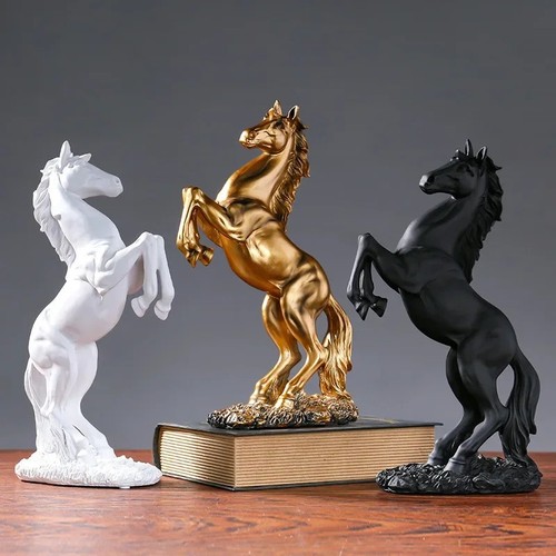 Standing horse statue - standing,
