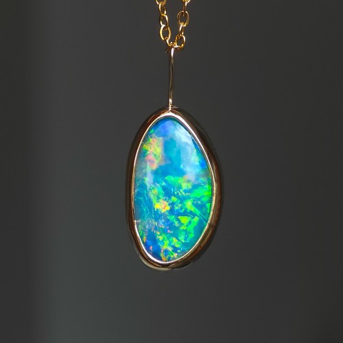 14k gold opal doublet pendant - gold,