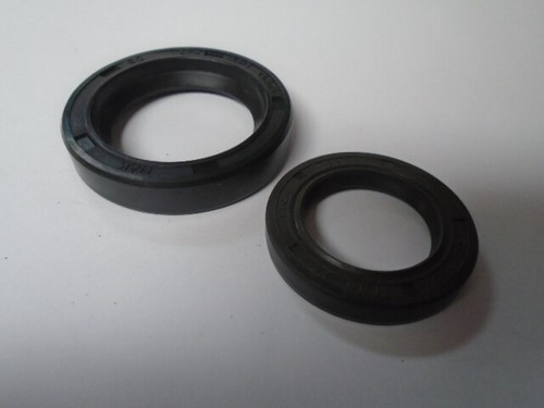 Triumph gearbox oil seal - gearbox,