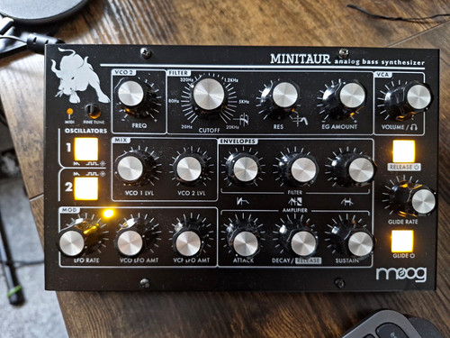 Moog minitaur analogue bass - moog,