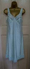 VINTAGE PRETTY TURQUIOSE SILKY GLOSSY NYLON LONG FULL SLIP PRETTY LACE SZ 12-14