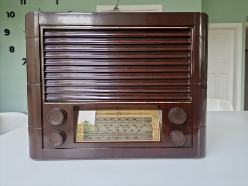 Vintage valve radiogram - , radio