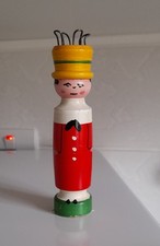 Vintage wooden French knitting nancy