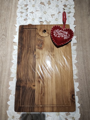 Teak chopping cheese graze - cheese,