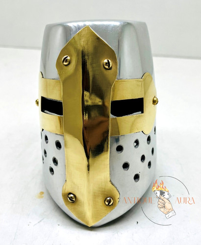 Medieval mini crusader knight - medieval,
