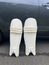 Cricket batting pads white - cricket,