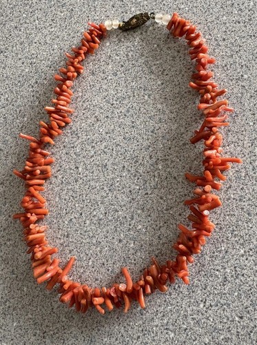 Vintage coral necklace - ,
