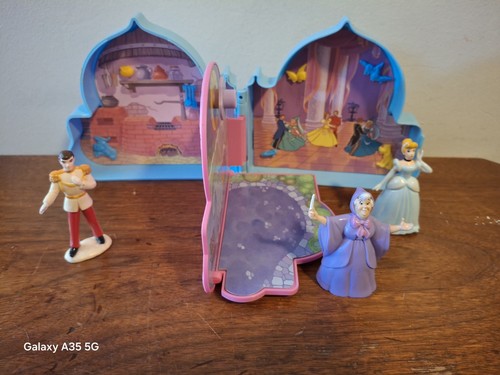Vtg 1992 disney polly - disney,