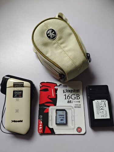Sanyo xacti camcorder - sanyo,