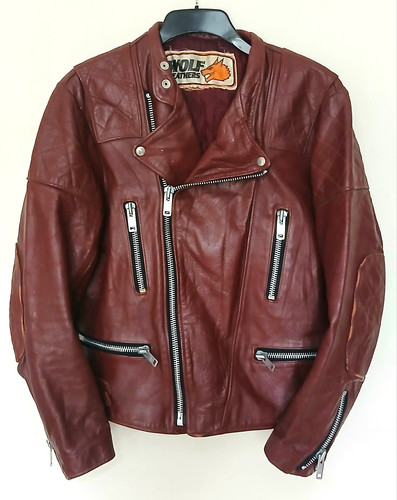 Superb 1960s wolf - superb, "