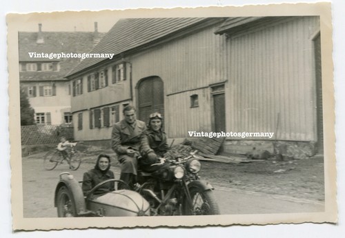 K9634 photo 1940s motorcycle - 1940s,