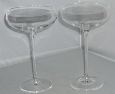 2 TALL STYLISH LSA VERSO GLASS CHAMPAGNE COUPE COCKTAIL MARTINI WINE GLASSES