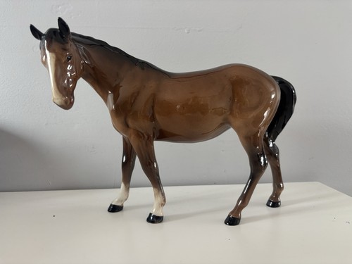 Beswick mare horse - no, 976