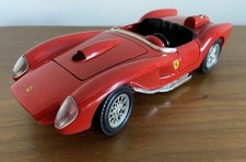 1:24 Scale Burago Ferrari 250 Testa Rossa in Red - Diecast