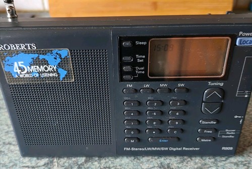 Roberts r809 digital radio - roberts, fm