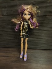 Monster High Clawdeen Wolf Fashion Doll 13 Wishes
