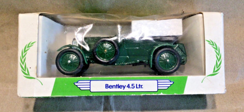 Corgi bentley 4 5 - corgi,