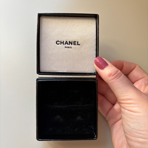 Authentic vintage chanel - authentic,