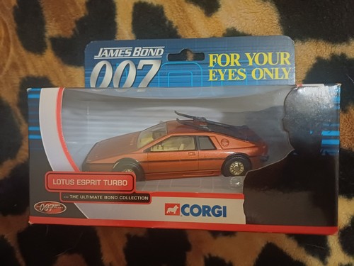 007 corgi ty04702 - ty04702,, lotus