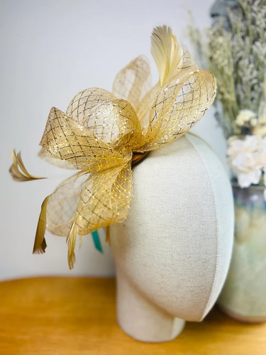Feather looped fascinator - looped,