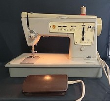 Vintage Singer Zig-Zag Model