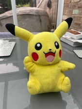 Pokemon Pikachu Plush Teddy  Stuffed Animal Tomy 2017 Official Merchandise