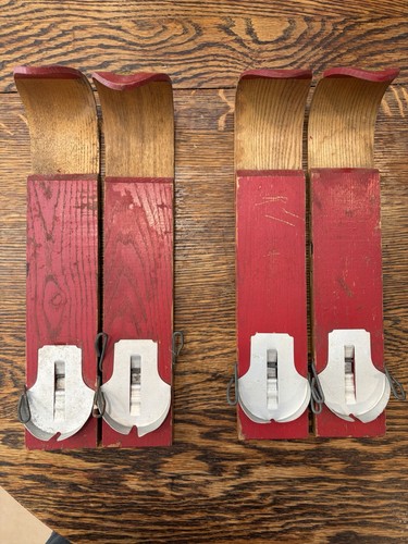 Peters vintage red - peters, wooden