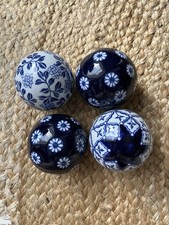 4 Vintage Blue & White