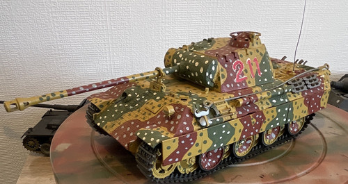 Scale german panther tank - scale,