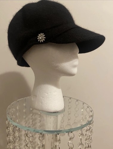 Ladies black fuzzy cloche peak - black,