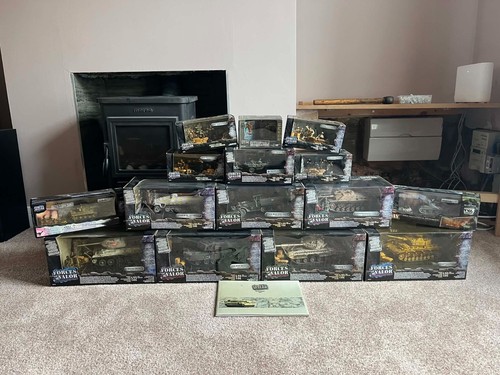 Forces valor collection - of,