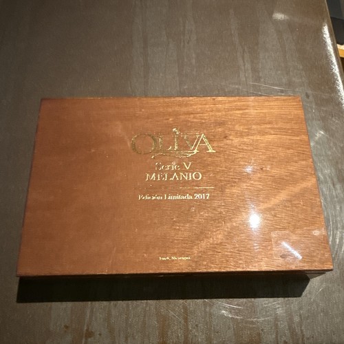 Oliva serie melanio edición - serie,