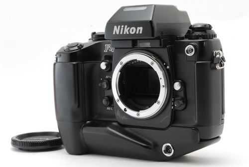 Lcd leak near mint - no, nikon