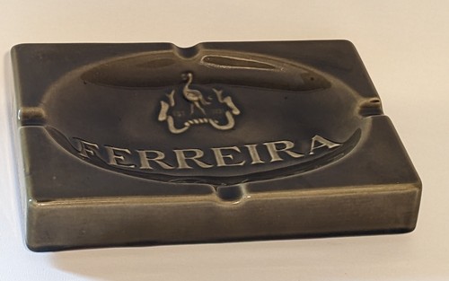 Ferreira ceramic man cave - man, bar