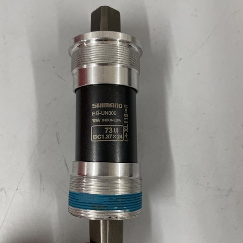 Shimano bottom bracket - shimano, un300