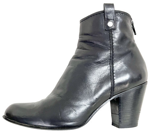 Stuart weitzman for russell - stuart, &