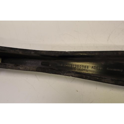 Rear lower suspension arm - rear,