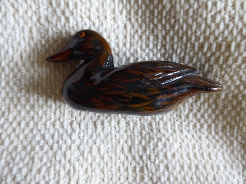 Small brown ceramic - brown, duck