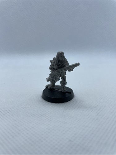 Ratskin scout with - with, shotgun