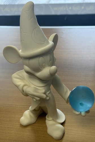 Mickey mouse fantasia statue - fantasia,