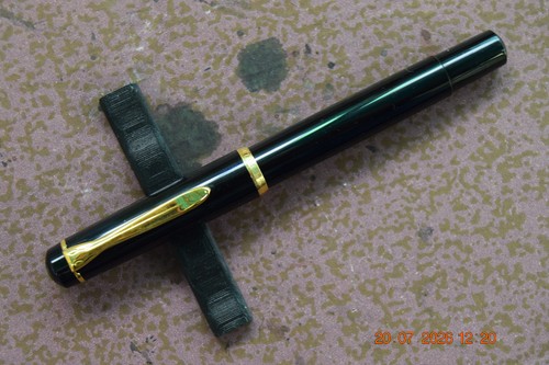 Fountain pen pelikan - pelikan, m150