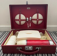 Vintage Sirram Picnic Set. 4 Person. 1950s