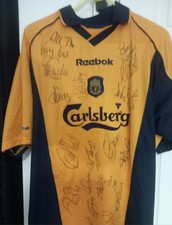 00-02 Team Signed Liverpool