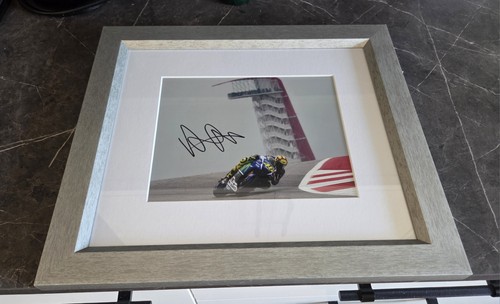 Valentino rossi autentucheted - valentino,