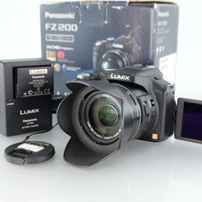 Panasonic Lumix DMC-FZ200