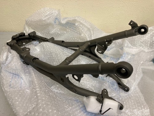 Genuine bare triumph scrambler - bare,
