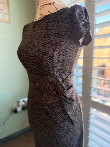 Per una figure hugging - figure-hugging, leopard