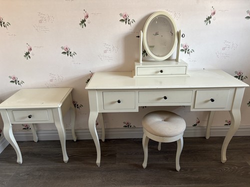 Laura ashley rosalind french - laura,