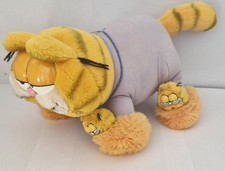 Vintage R Dakin Garfield